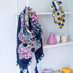 Foulard slave bleu marine jaune