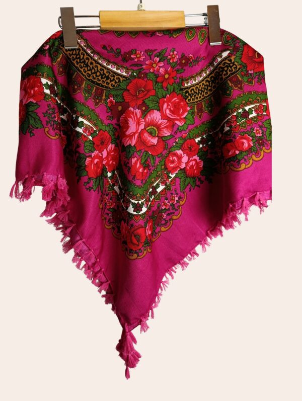 Foulard fuchsia Doux Pompons